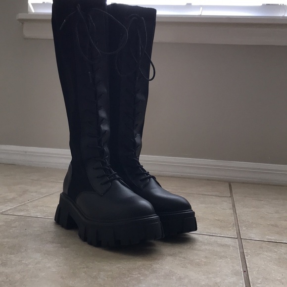 Boots - Picture 1 of 8